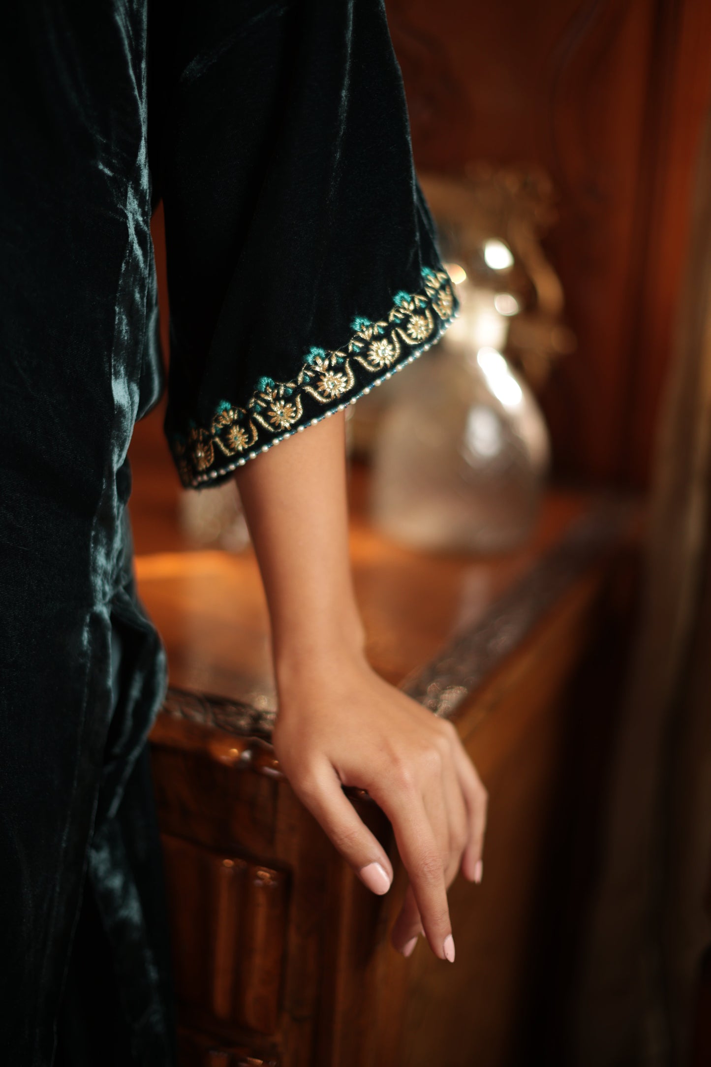 Teel Velvet Kaftan Set