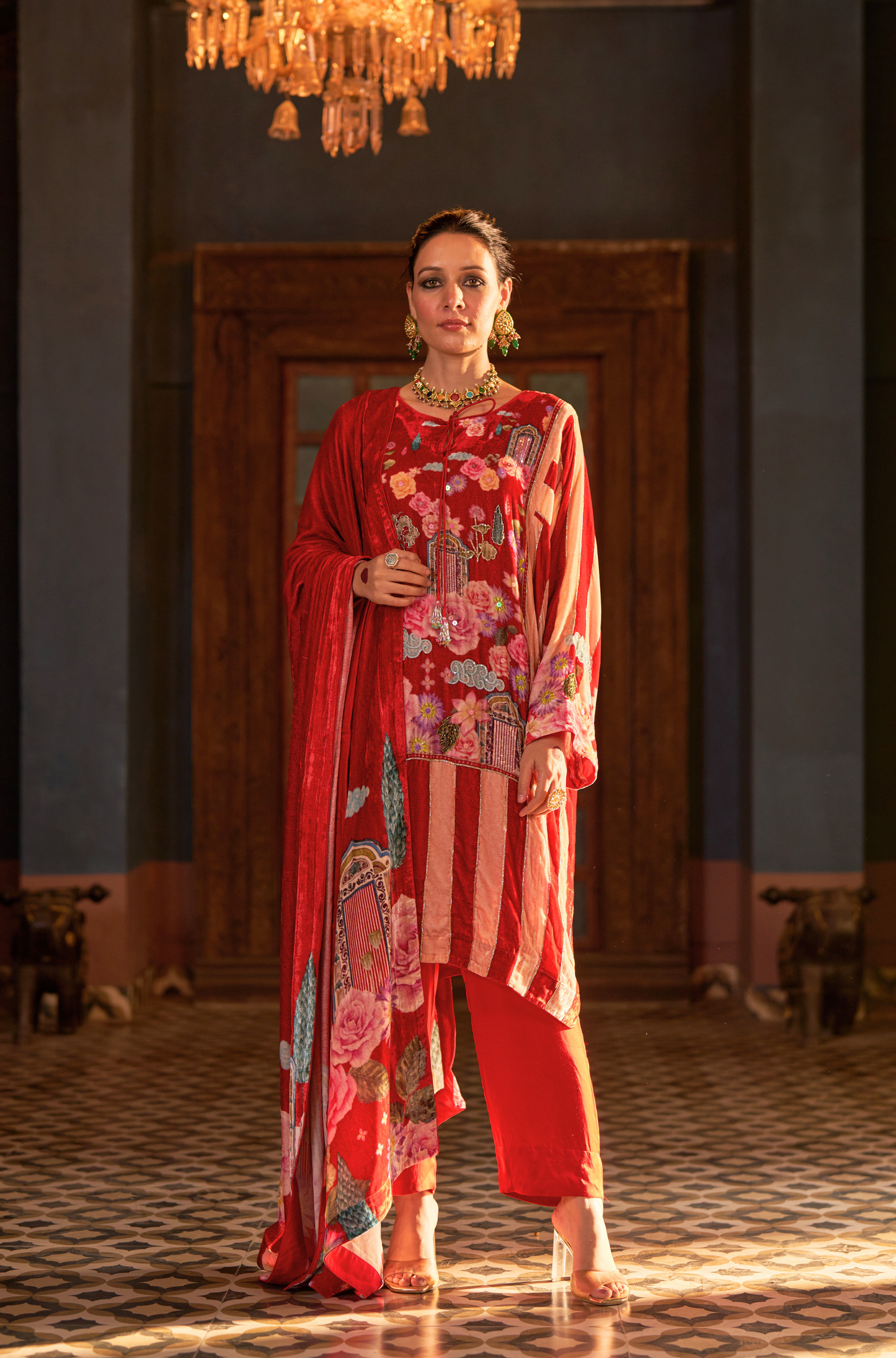 Naaz Red Phiran Set