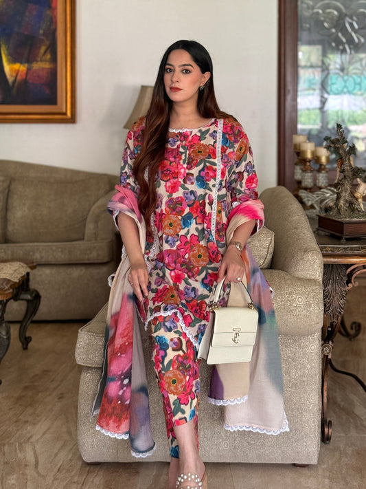 Ivory Floral Fusion Lawn Kurta Set