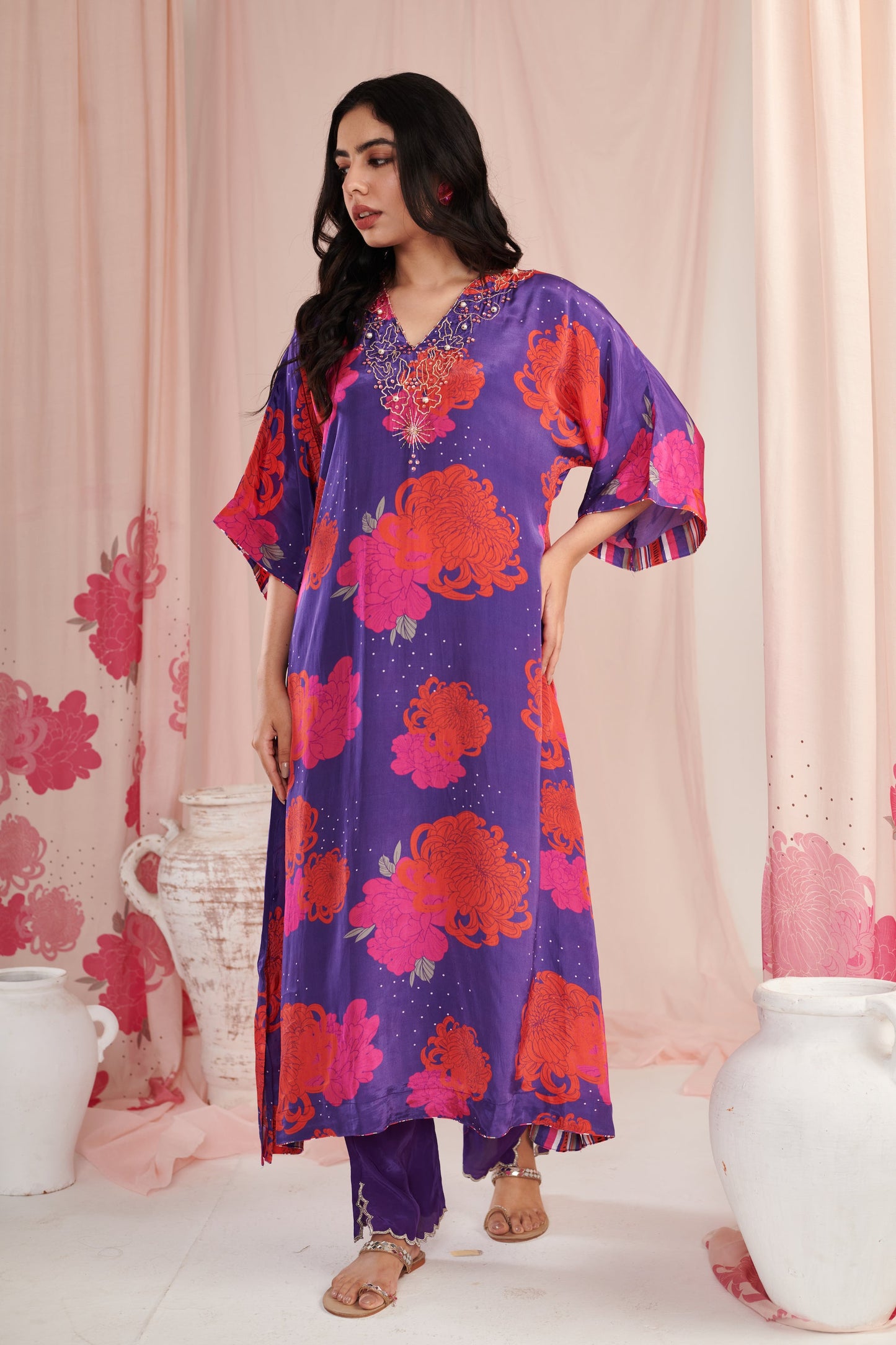 Exquisite purple bloom Kaftaan