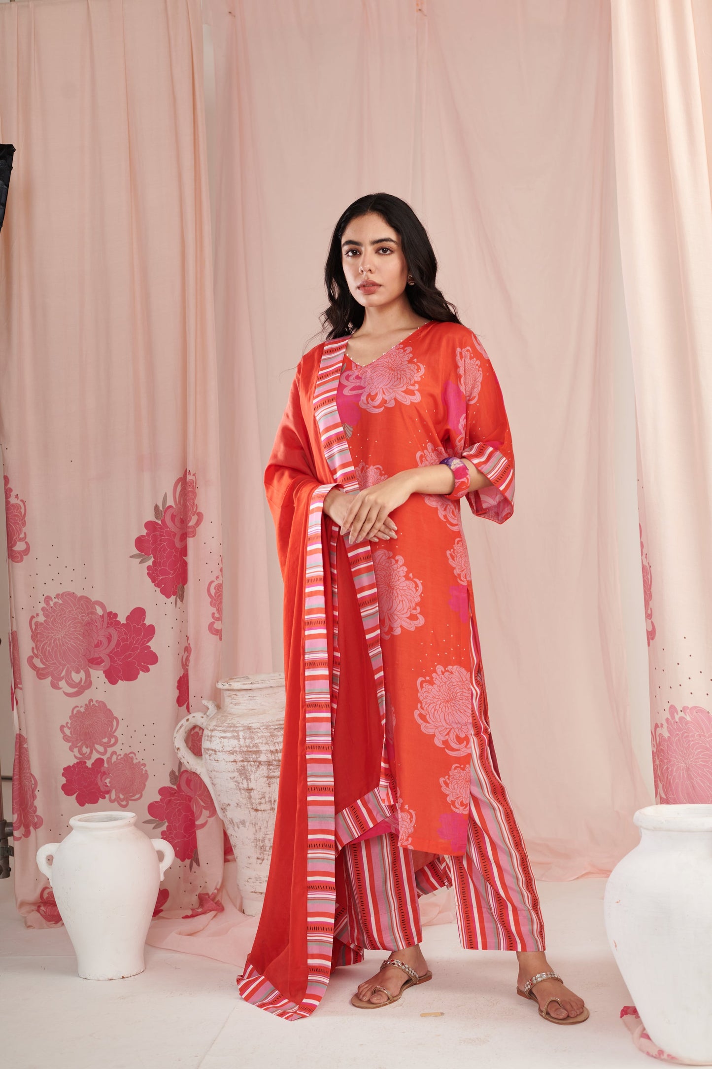 Red saga Kurta Set
