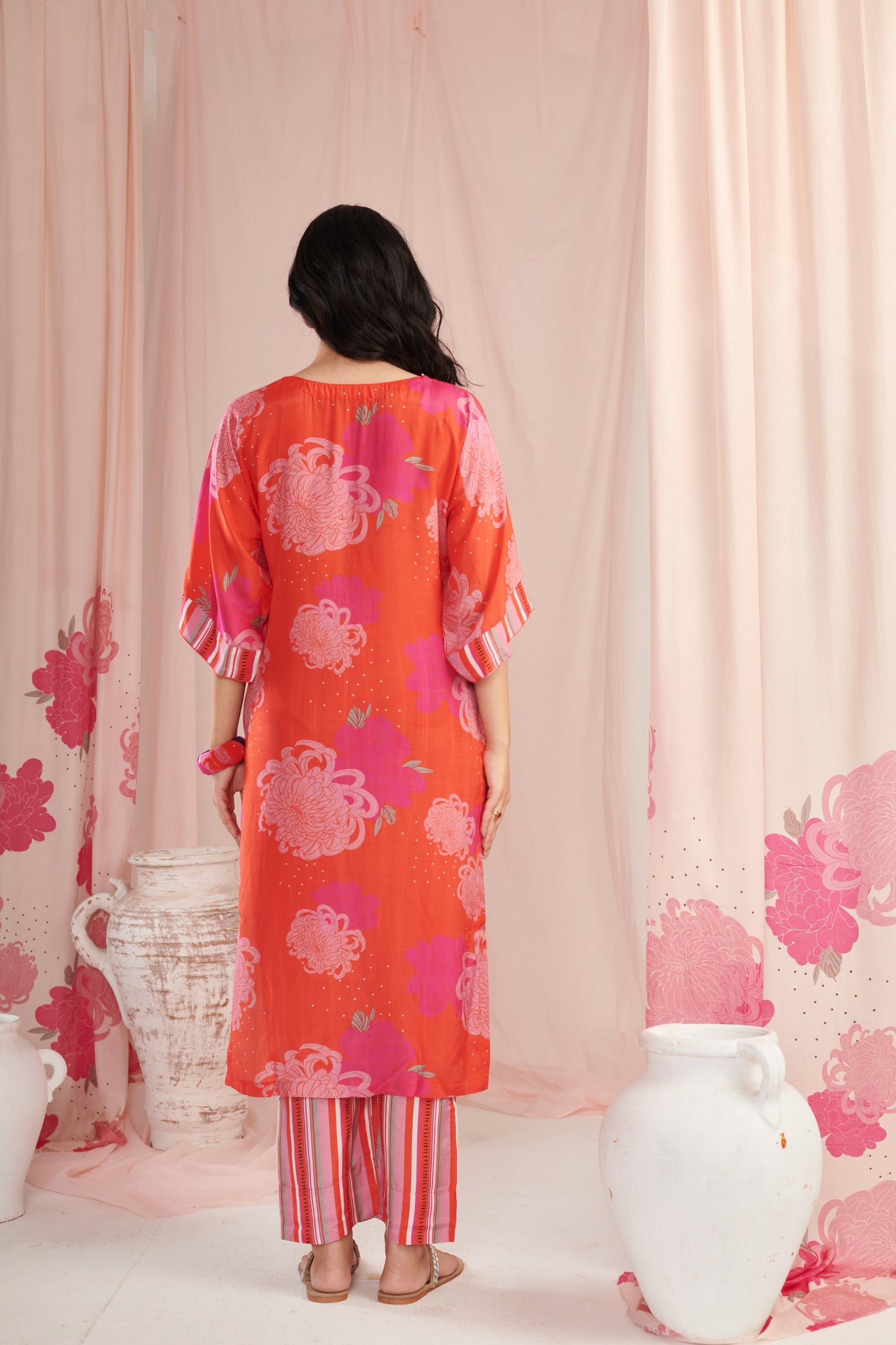Red saga Kurta Set