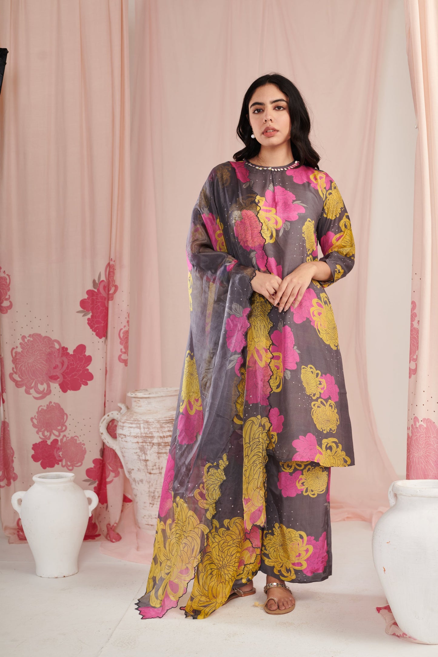 The grey daisy Kurta Set