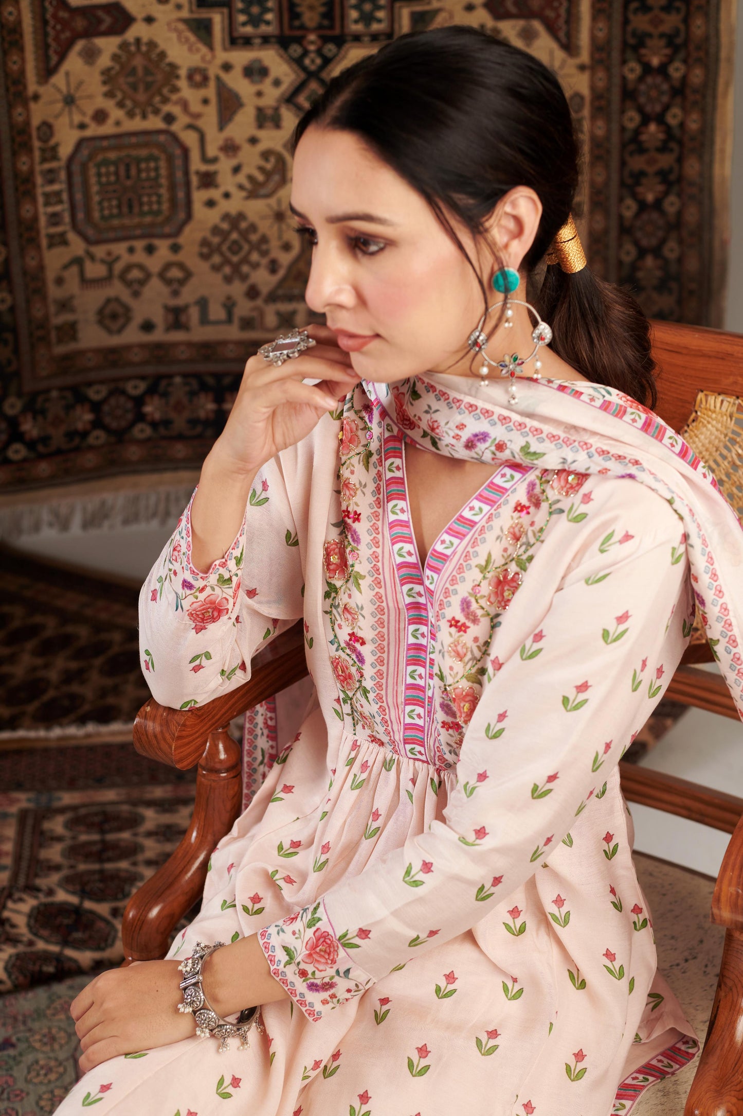 GUL EMBROIDERED IVORY KURTA SET
