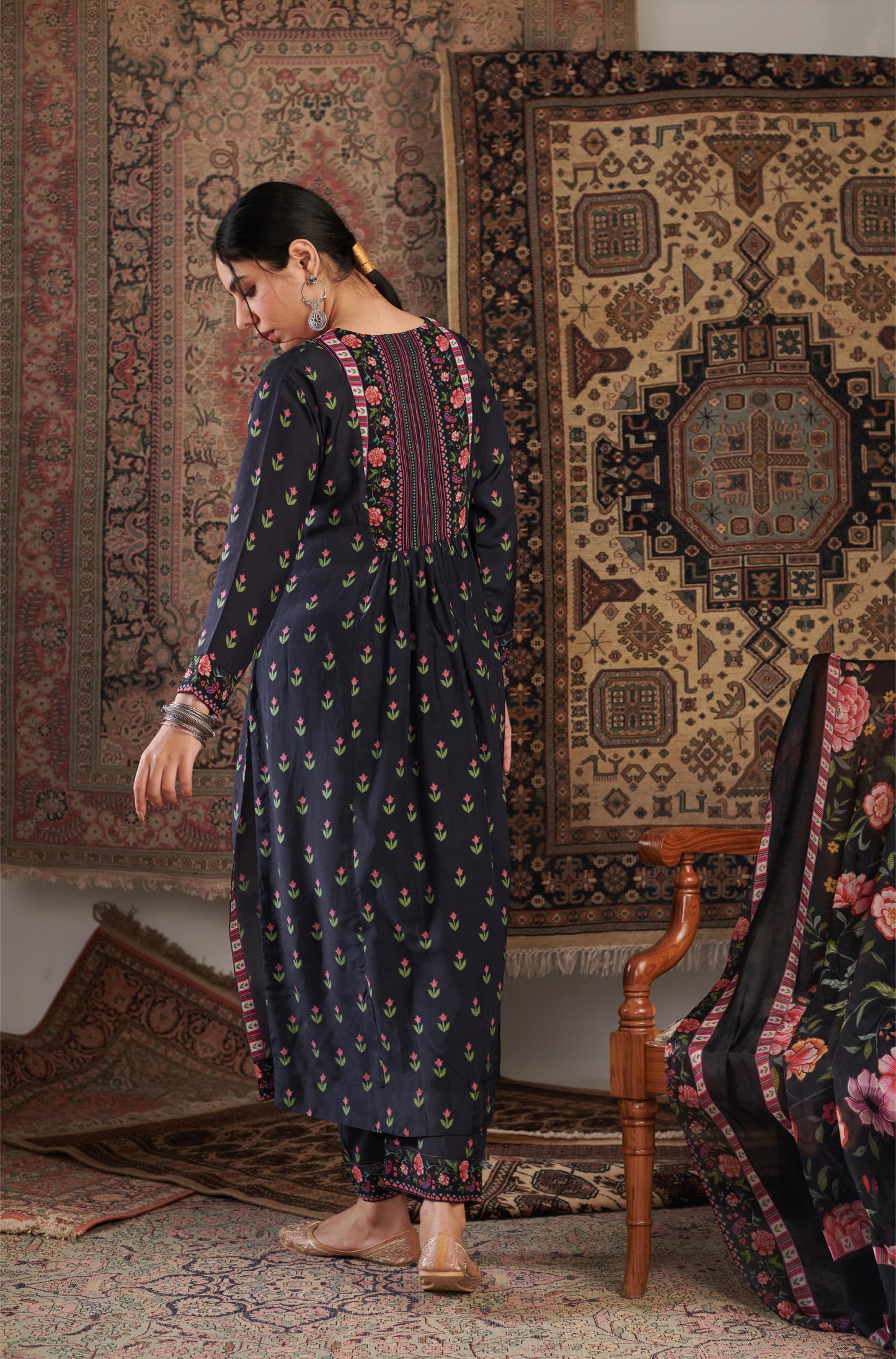 GUL EMBROIDERED BLACK KURTA SET