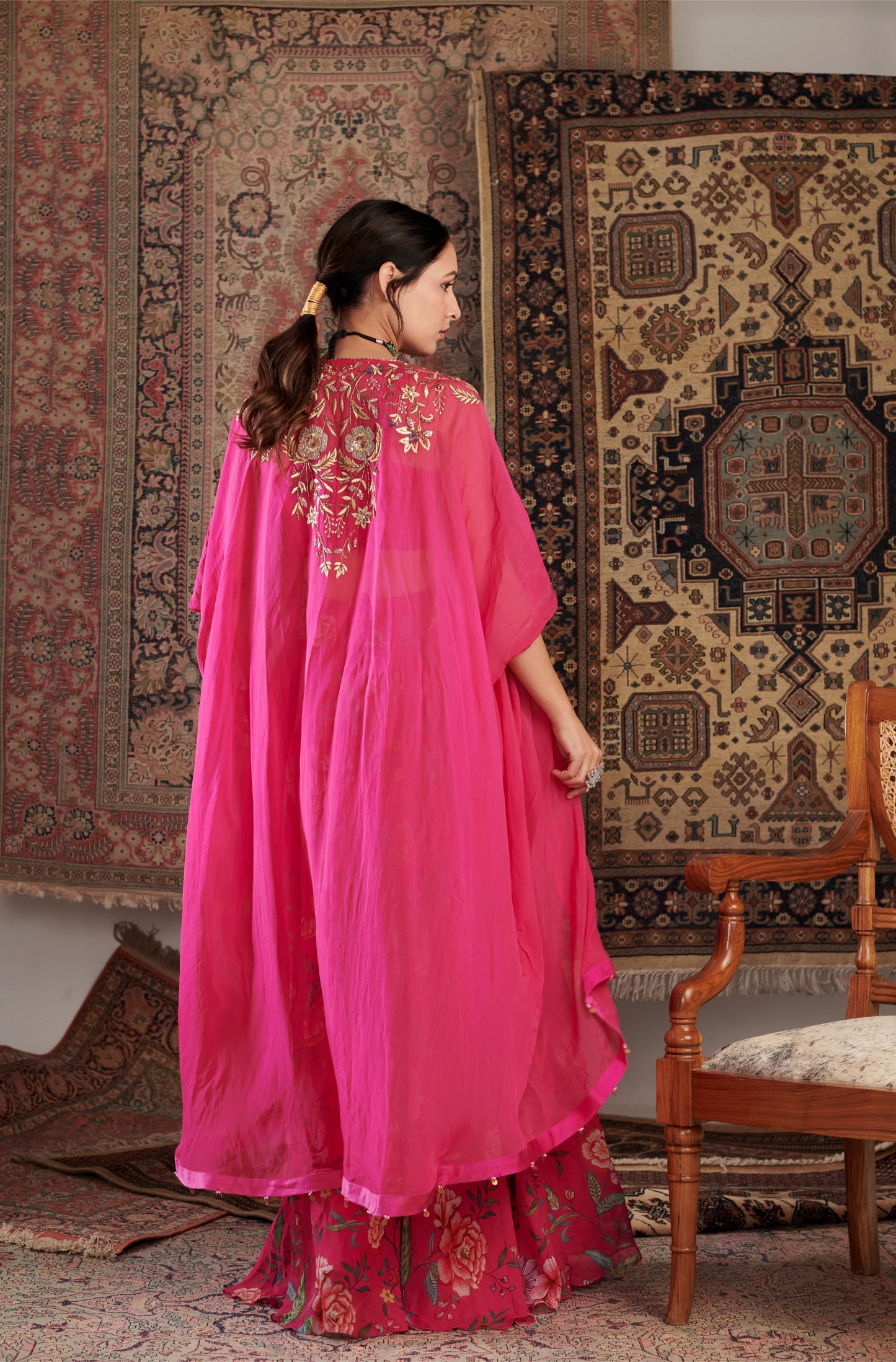 AMEERA HOT PINK CAPE SET