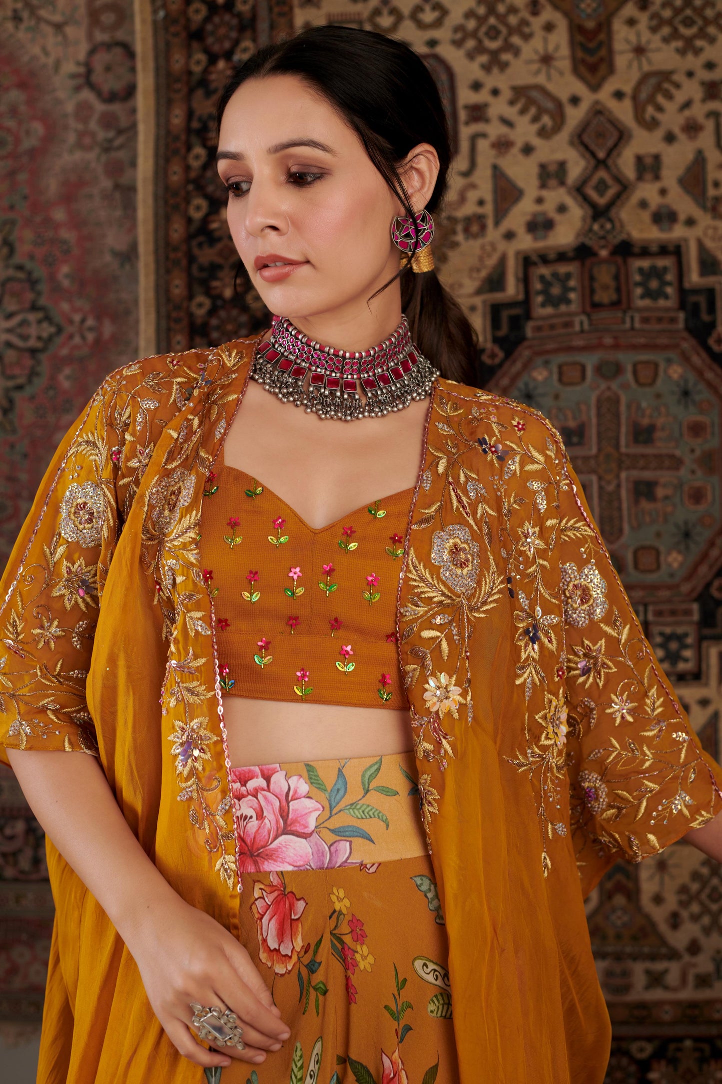 AMEERA MUSTARD CAPE SET