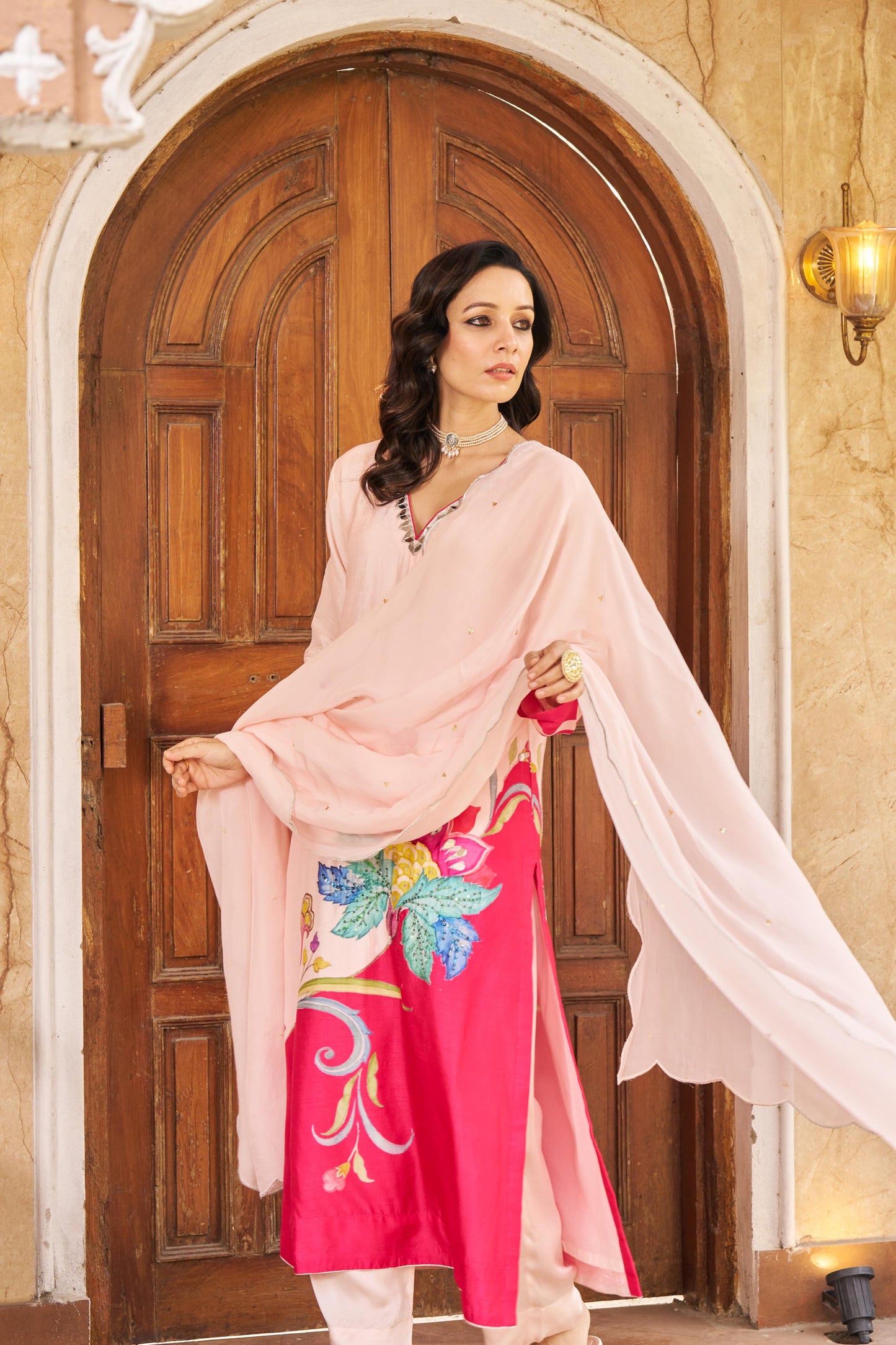 Nayaab Pink Kurta Set