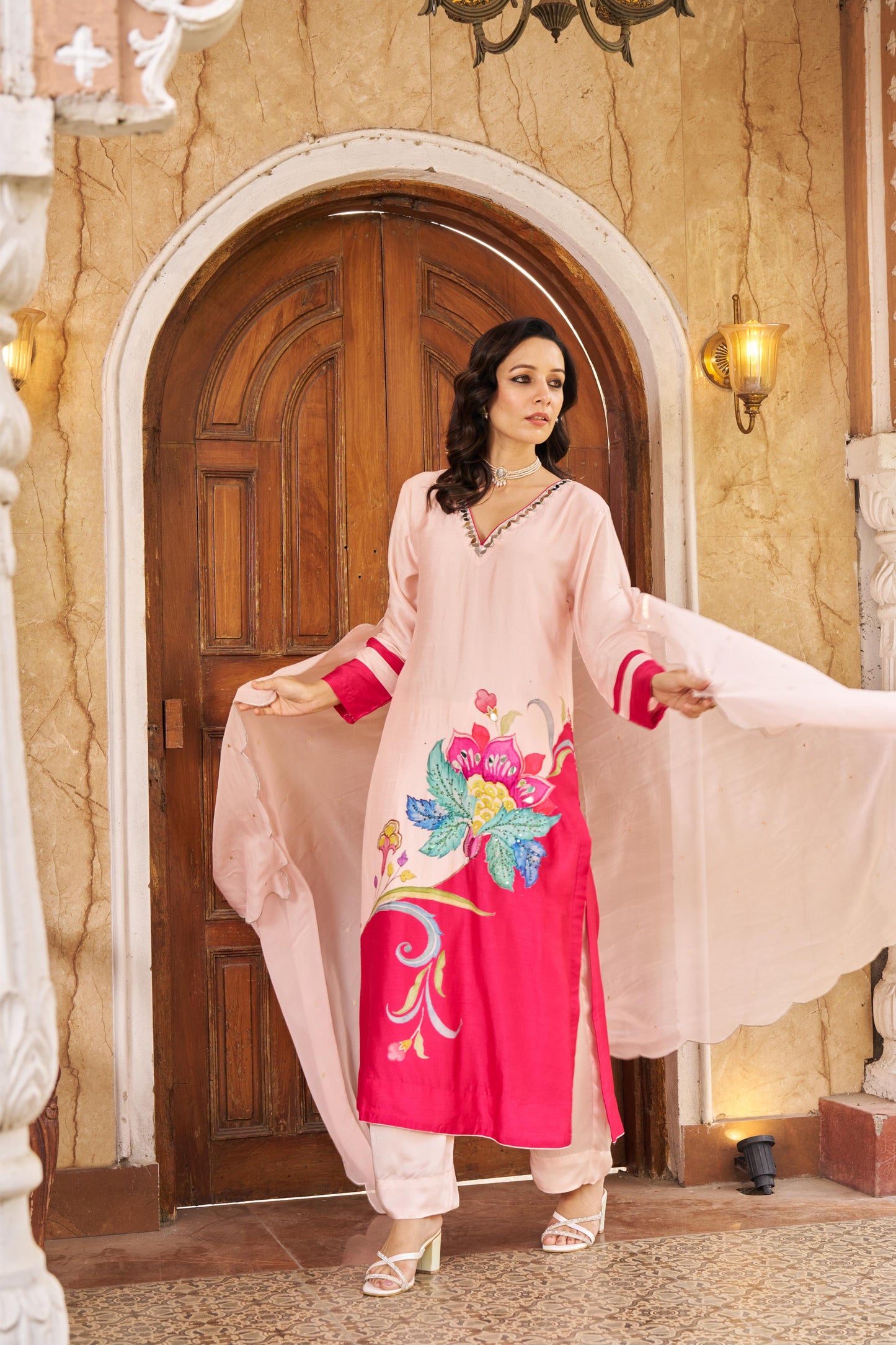 Nayaab Pink Kurta Set