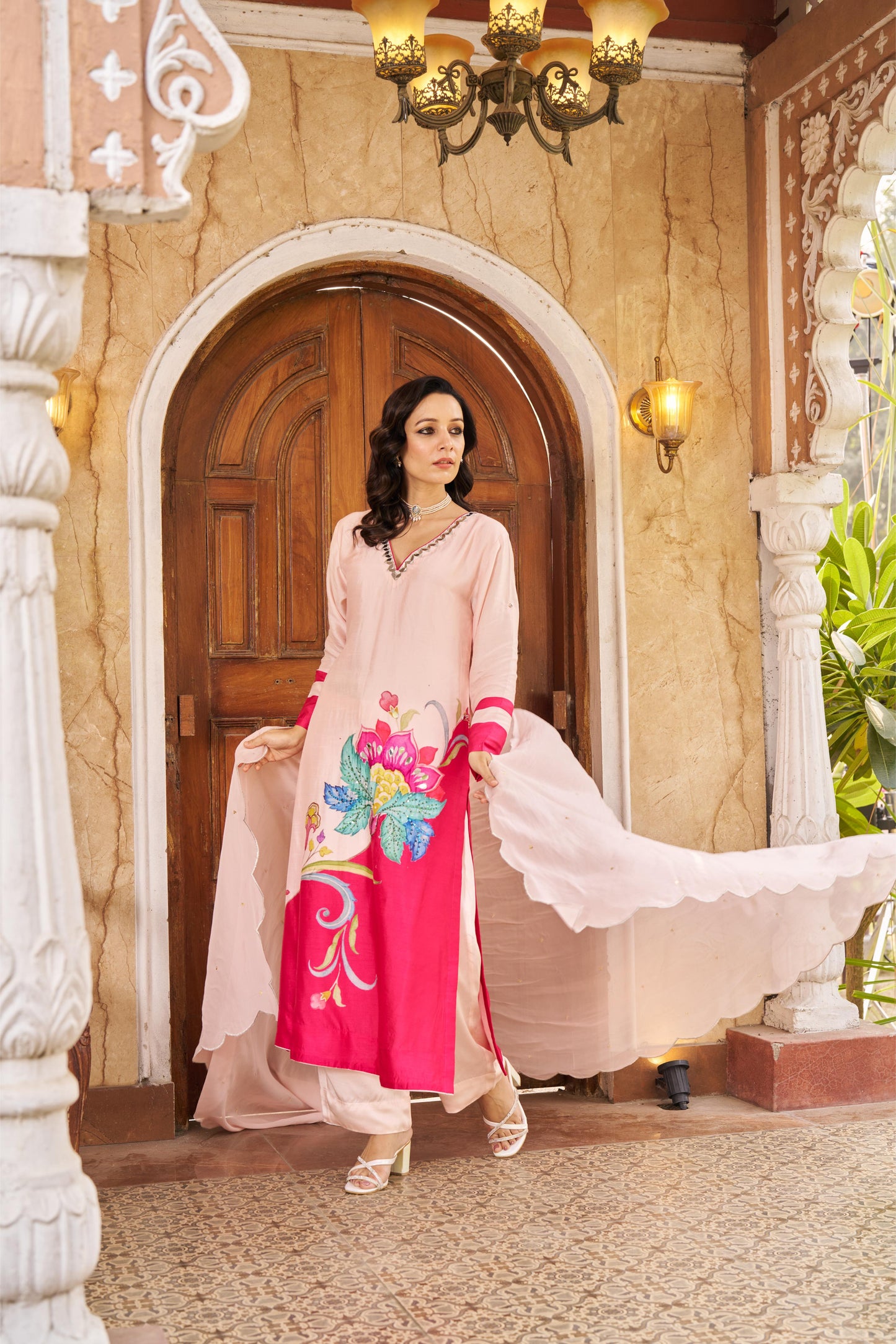 Nayaab Pink Kurta Set