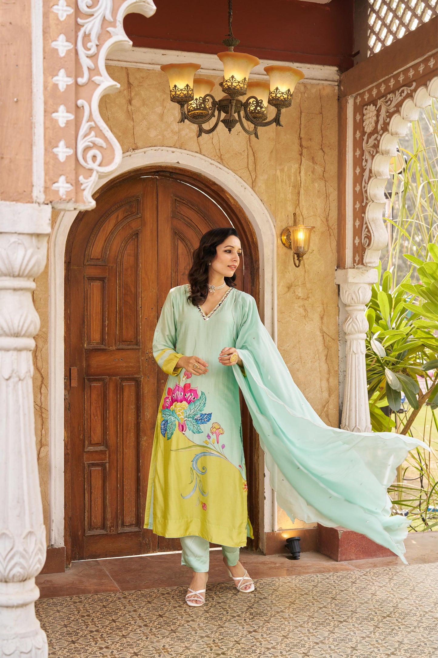 Nayaab Aqua Kurta Set