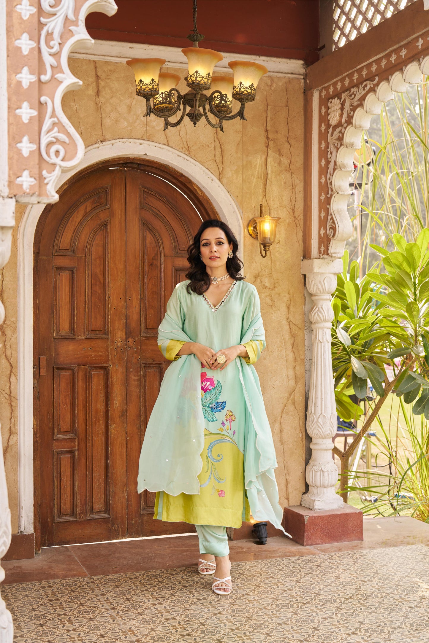 Nayaab Aqua Kurta Set
