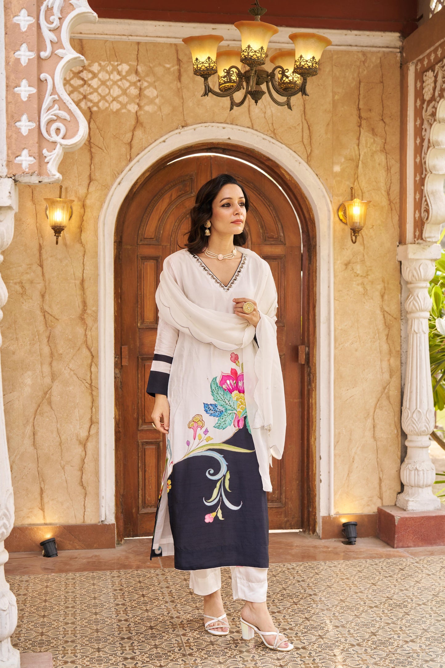 Nayaab Black/White Kurta Set