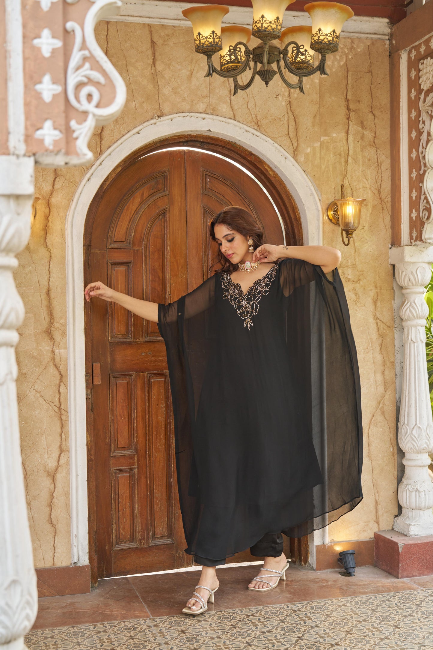 Ruya Black Kaftaan