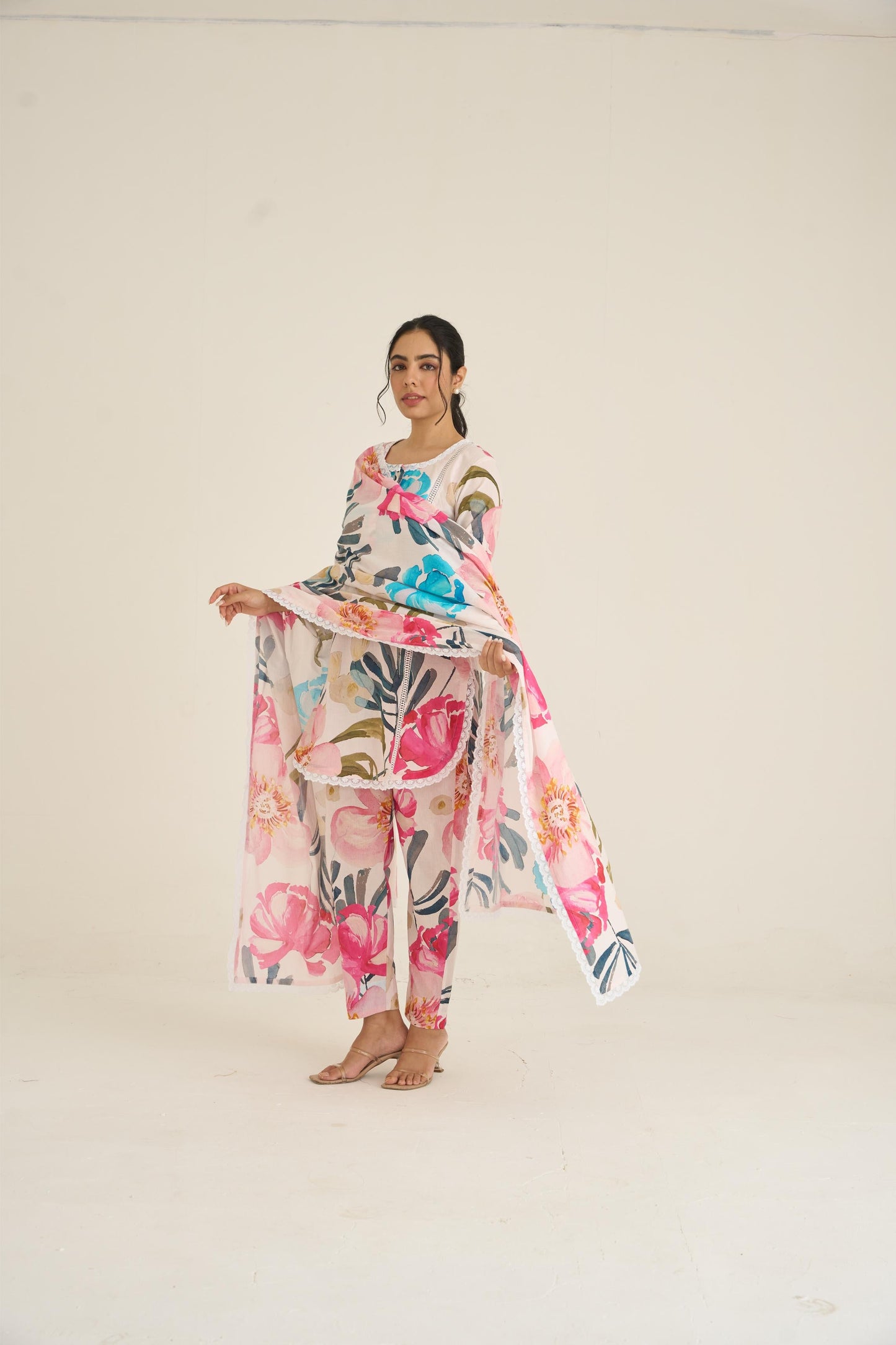 White Floral Fusion Lawn Kurta Set