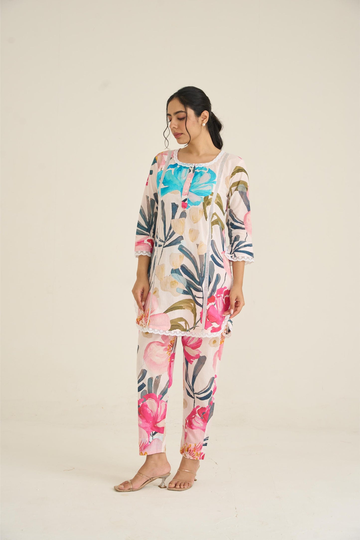 White Floral Fusion Lawn Kurta Set