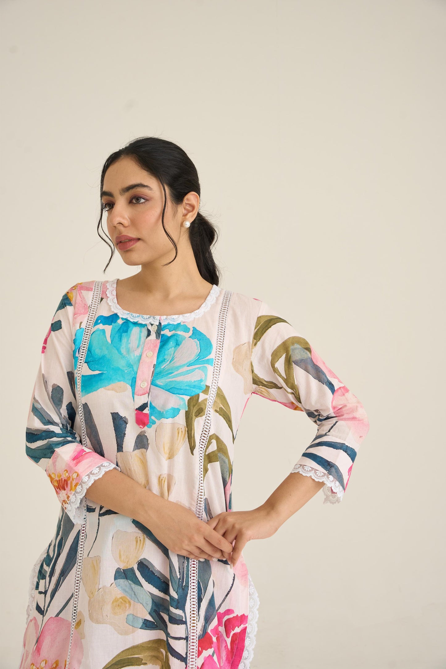 White Floral Fusion Lawn Kurta Set