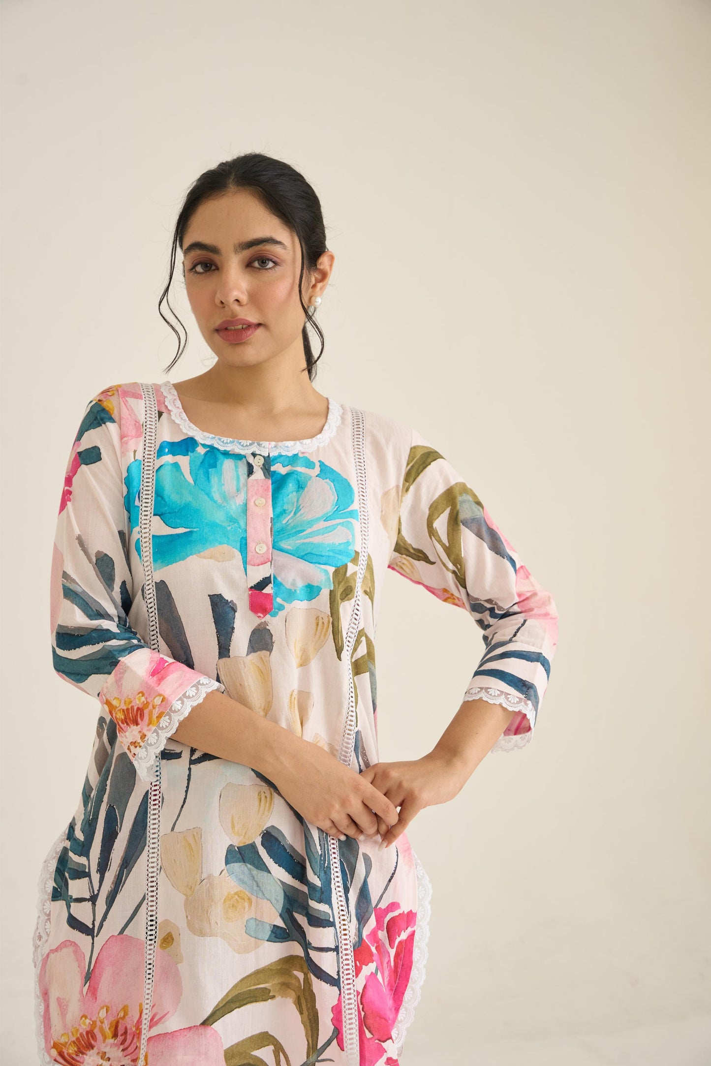 White Floral Fusion Lawn Kurta Set