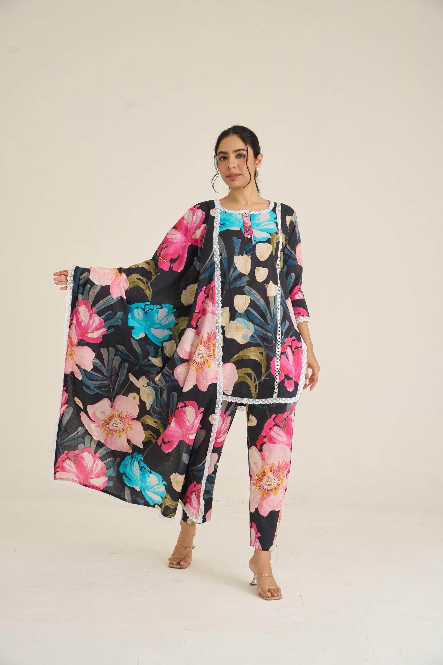 Midnight Floral Fusion Lawn Kurta Set