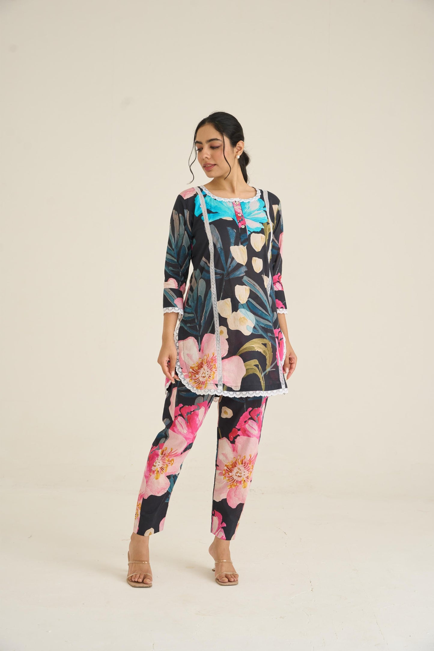 Midnight Floral Fusion Lawn Kurta Set