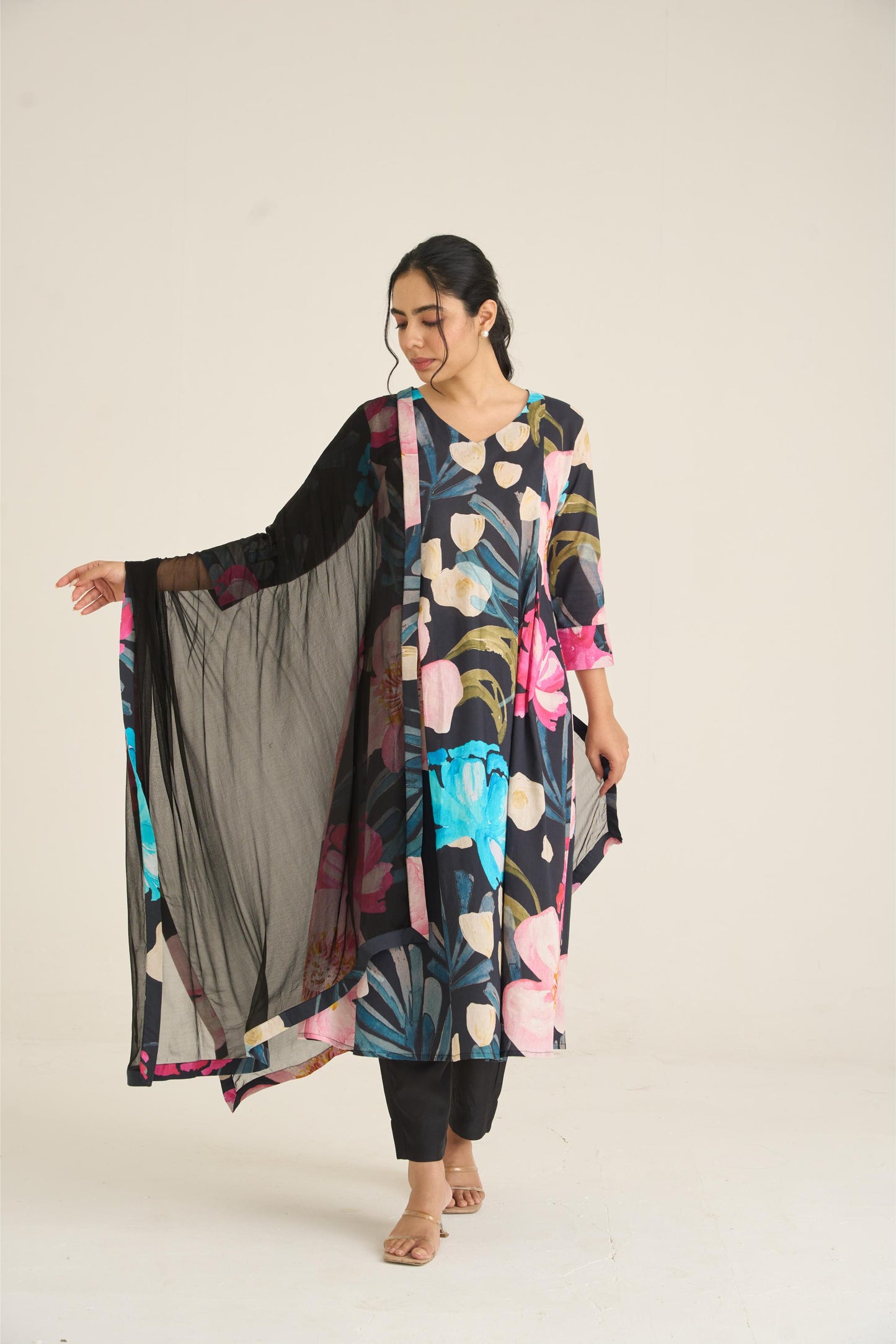 Black Bloom Panelled Kurta Set