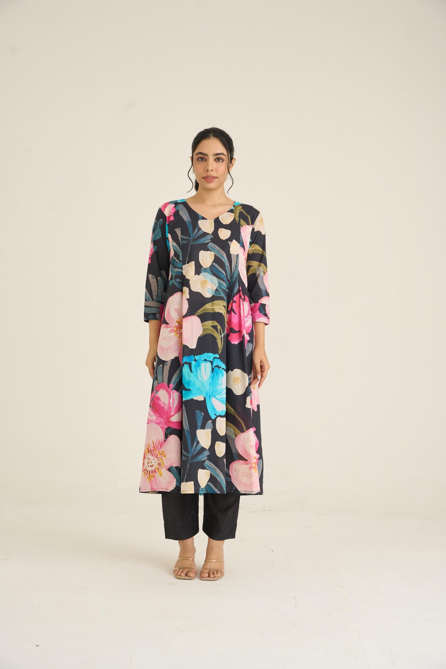 Black Bloom Panelled Kurta Set