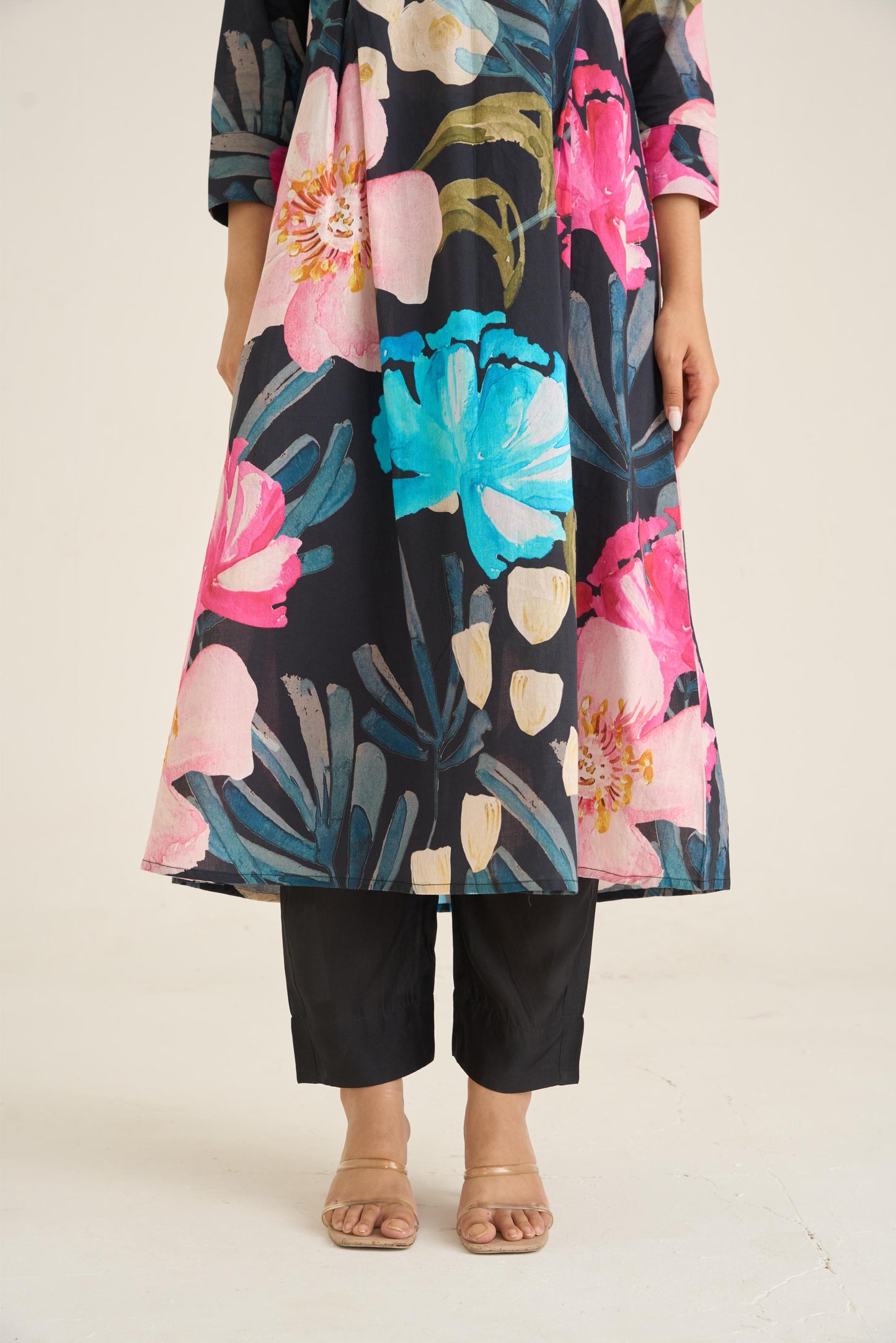 Black Bloom Panelled Kurta Set