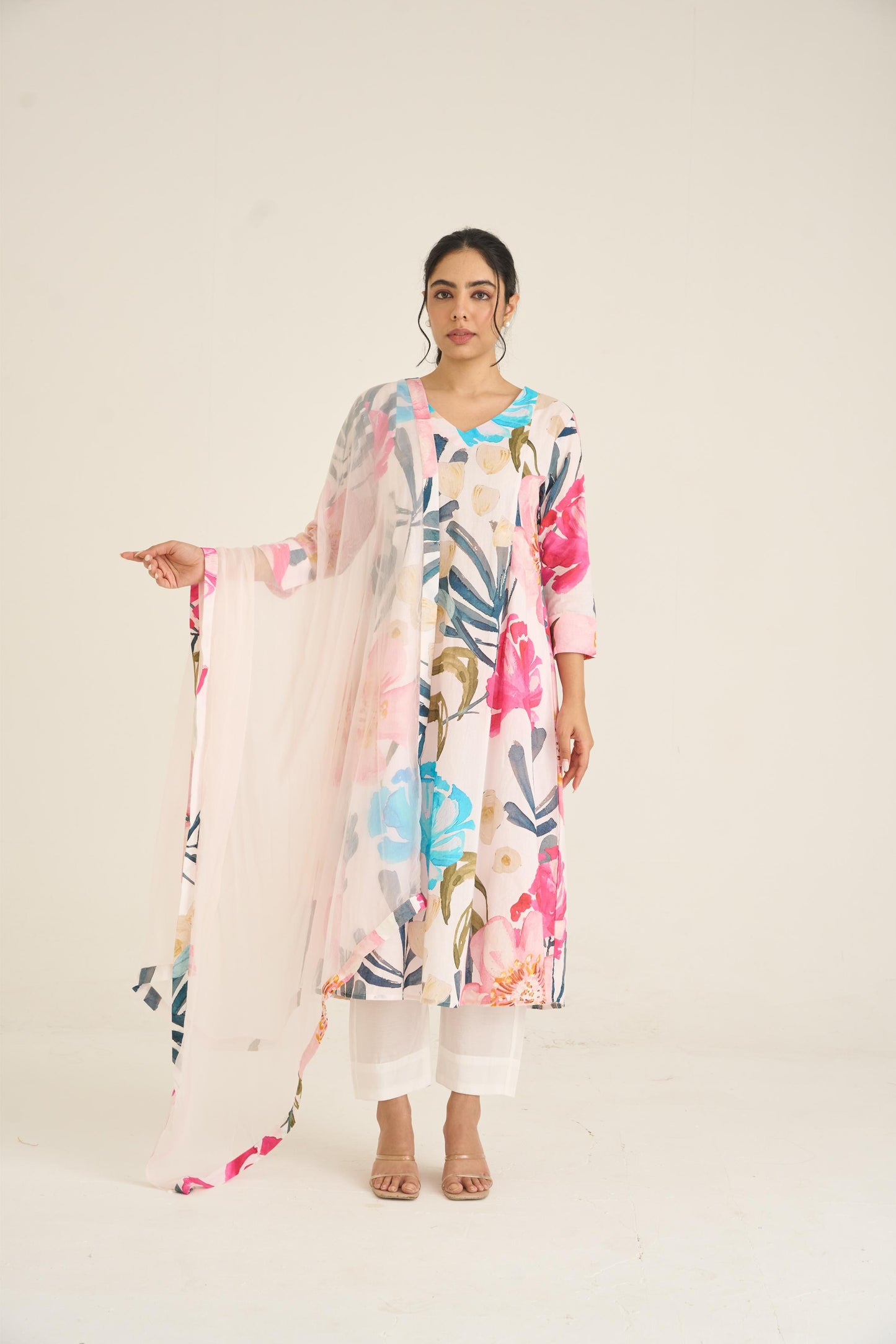 Ivory Bloom Panelled Kurta Set