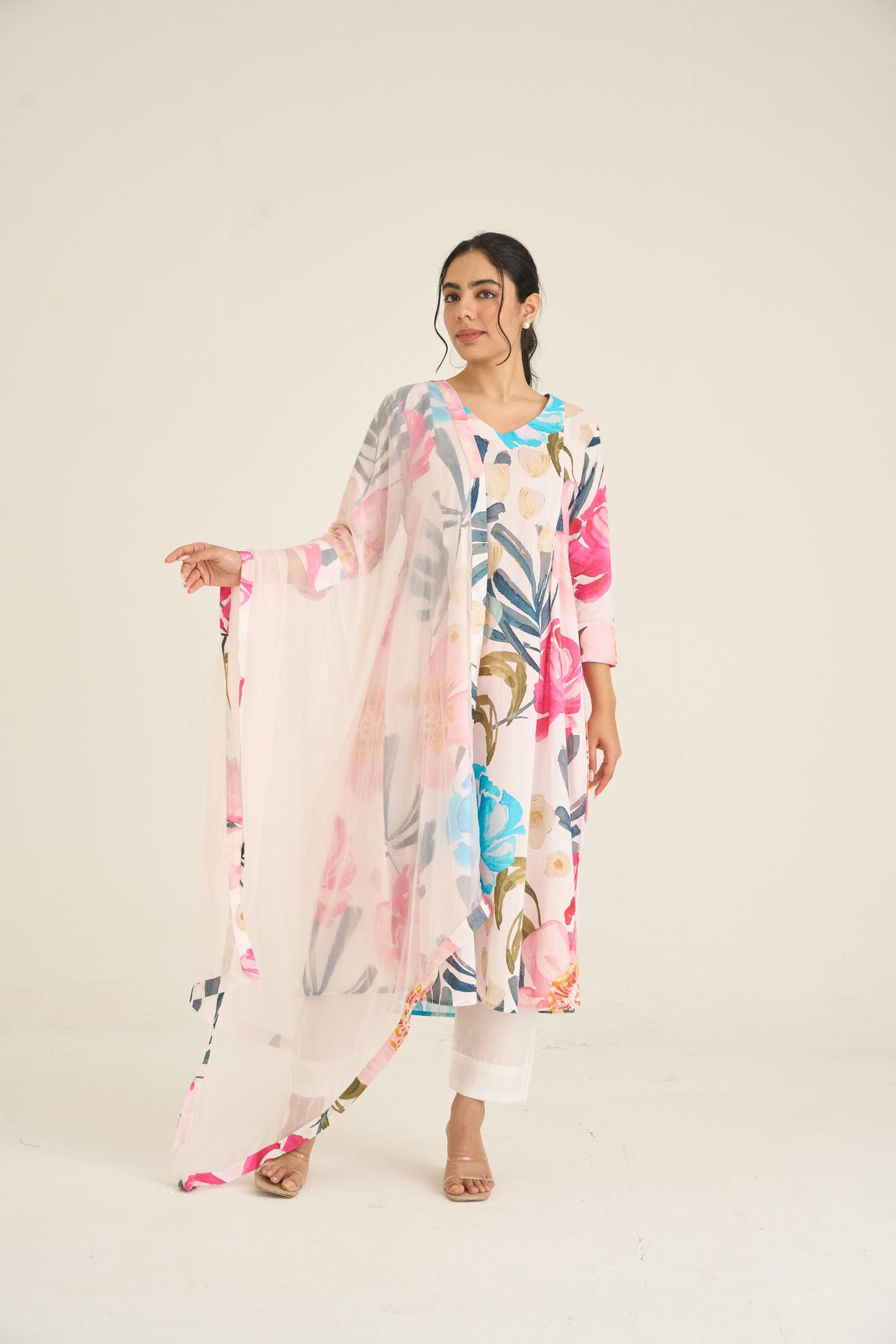 Ivory Bloom Panelled Kurta Set