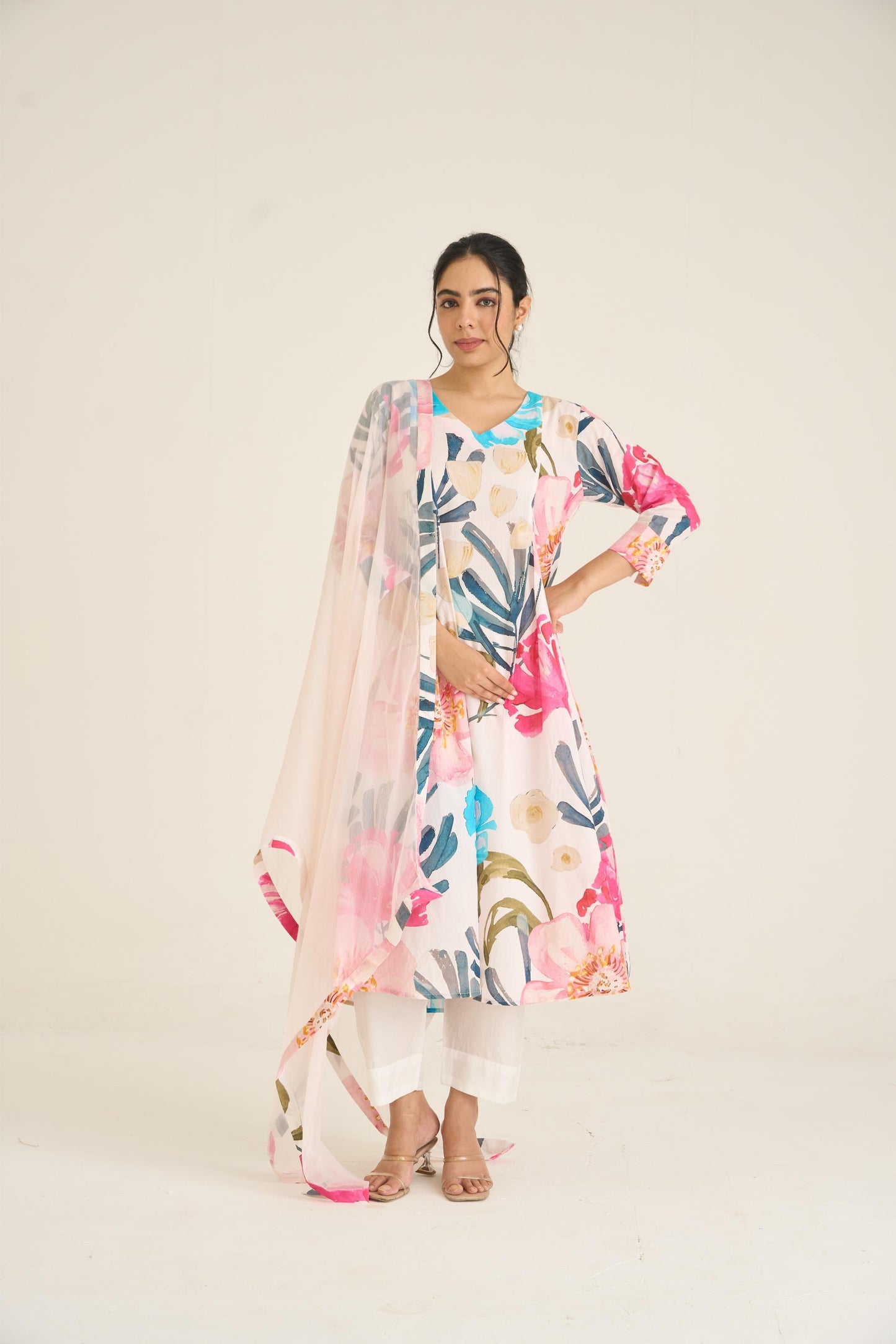 Ivory Bloom Panelled Kurta Set