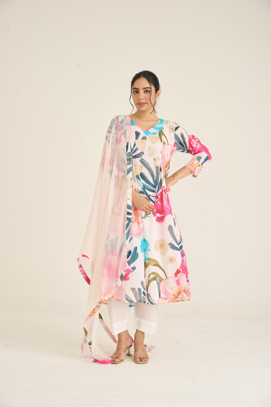 Ivory Bloom Panelled Kurta Set