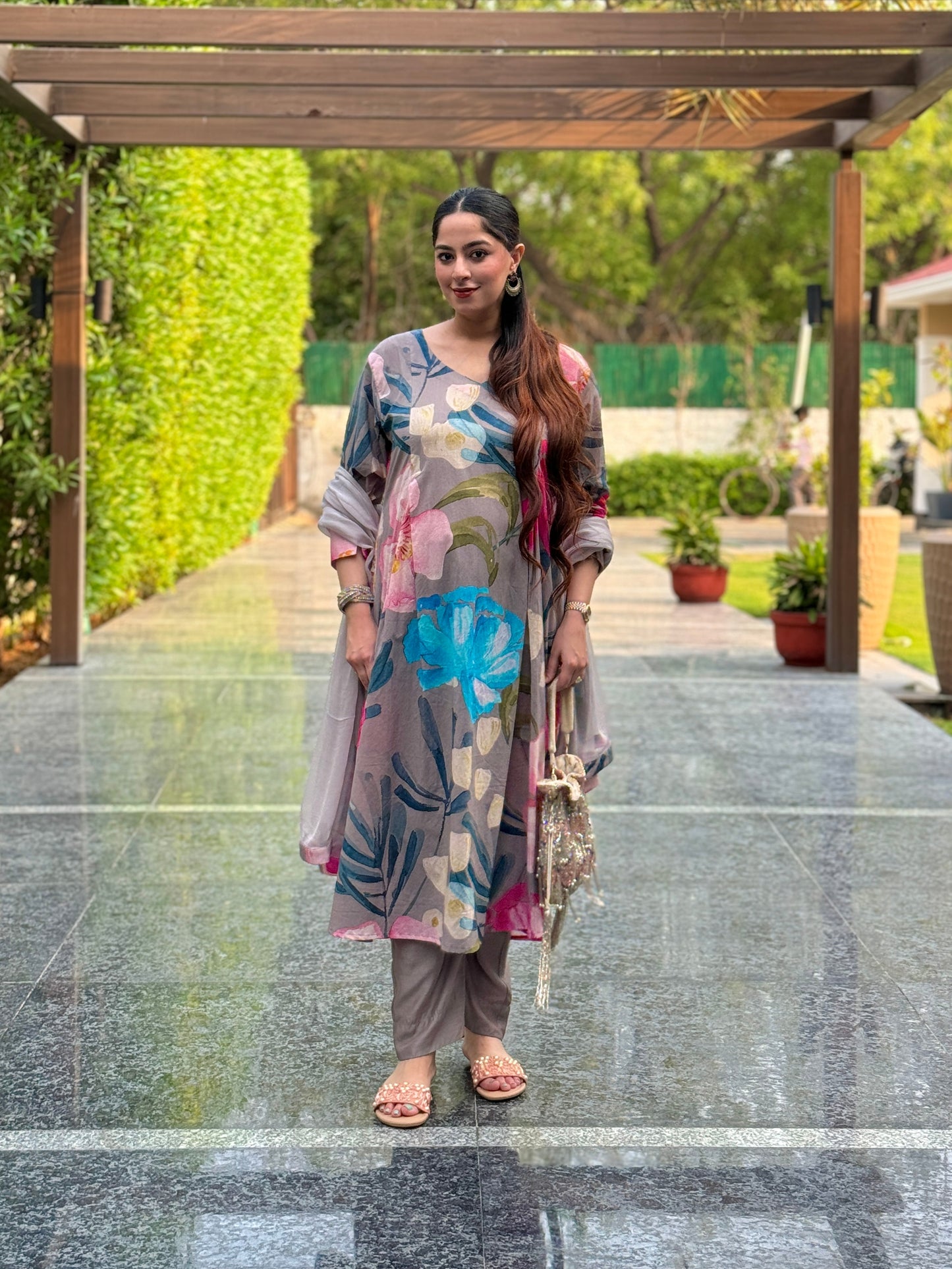 Grey Bloom Panelled Kurta Set