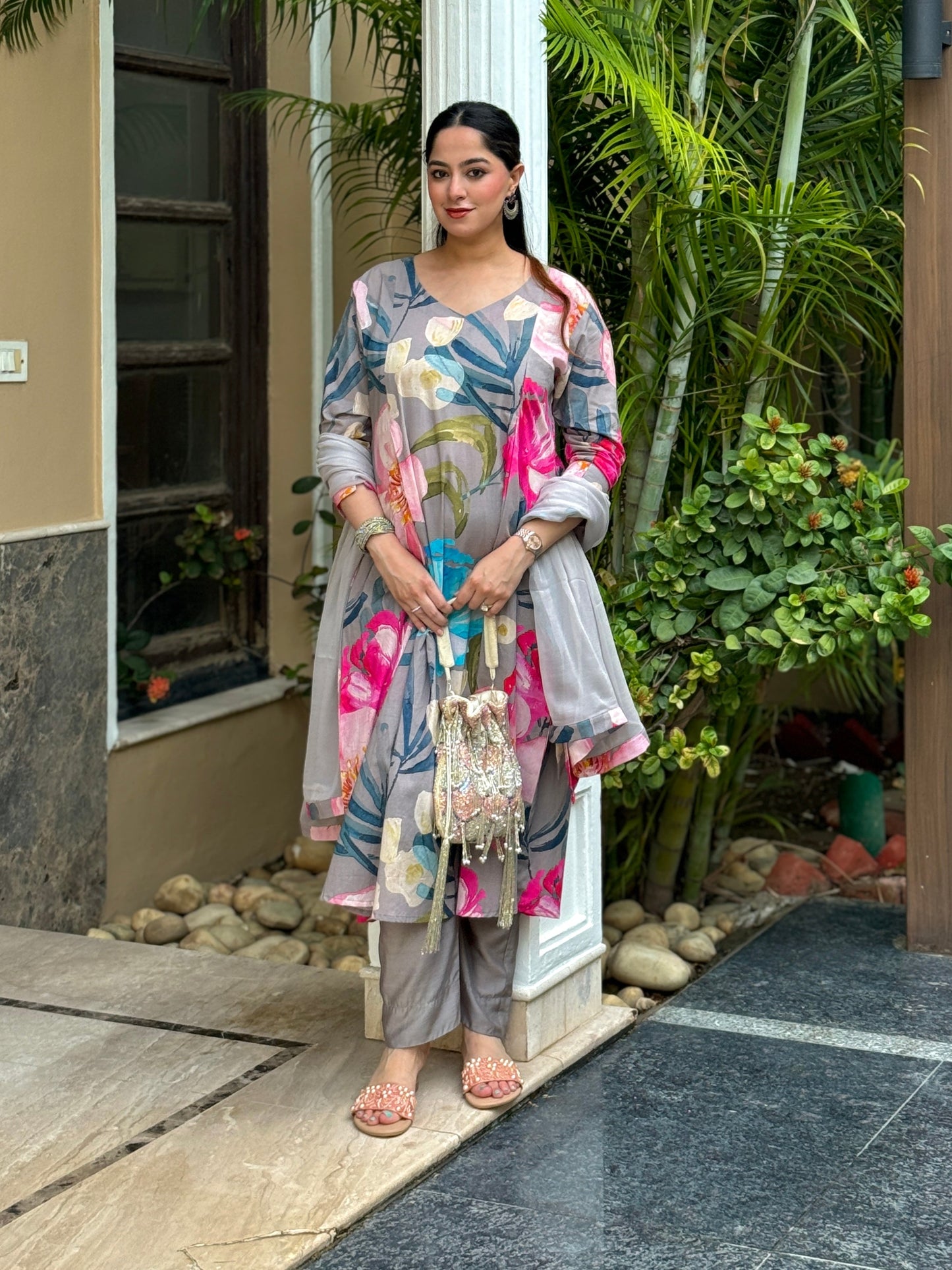 Grey Bloom Panelled Kurta Set