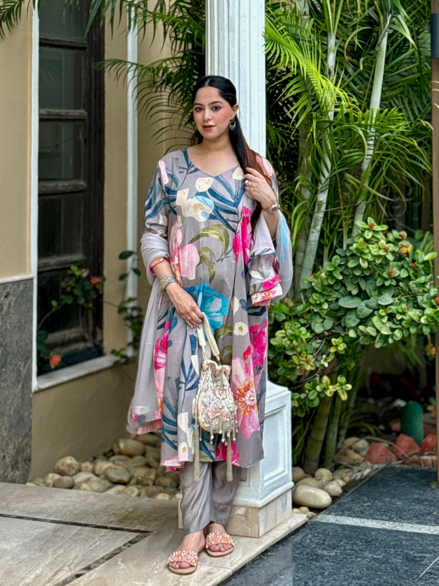 Grey Bloom Panelled Kurta Set