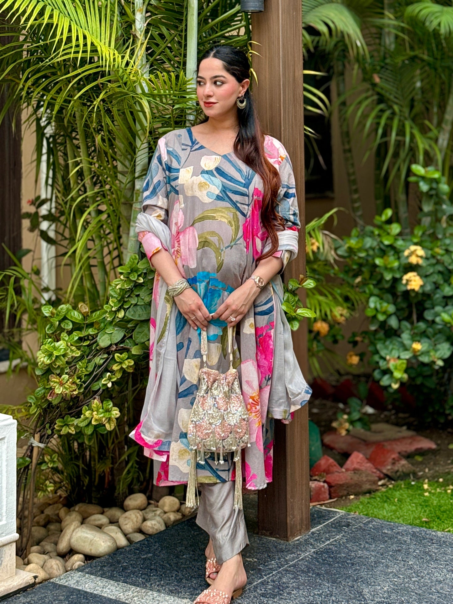 Grey Bloom Panelled Kurta Set