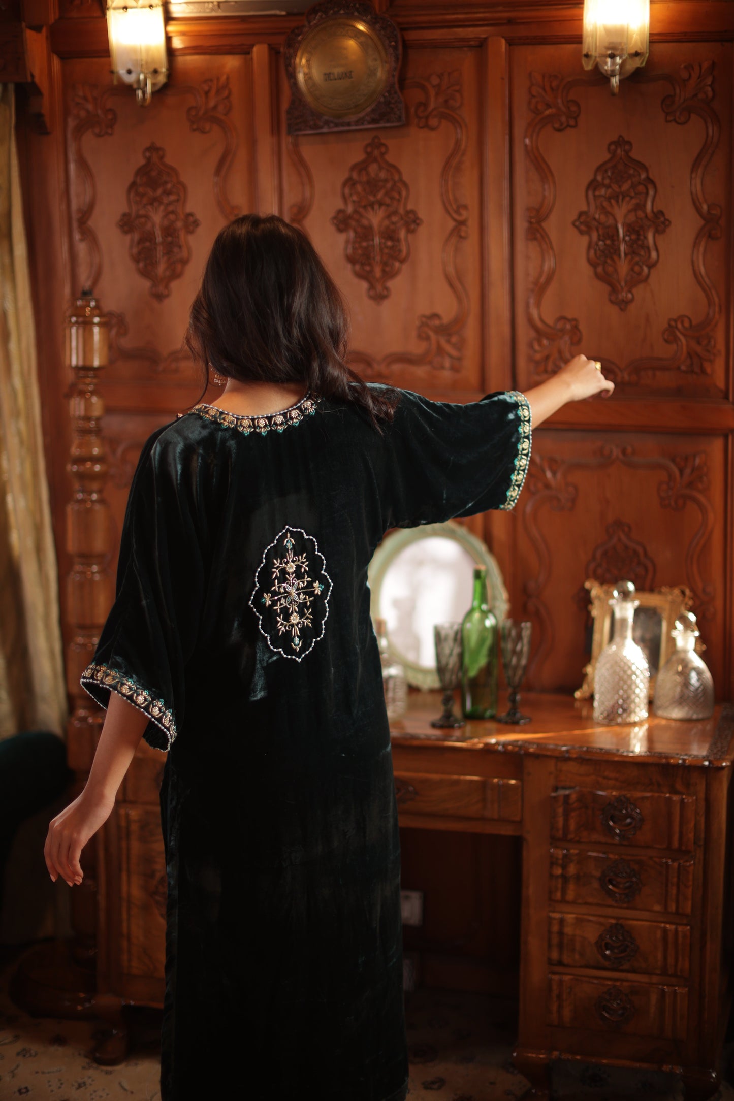 Teel Velvet Kaftan Set