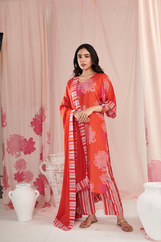 Red saga Kurta Set