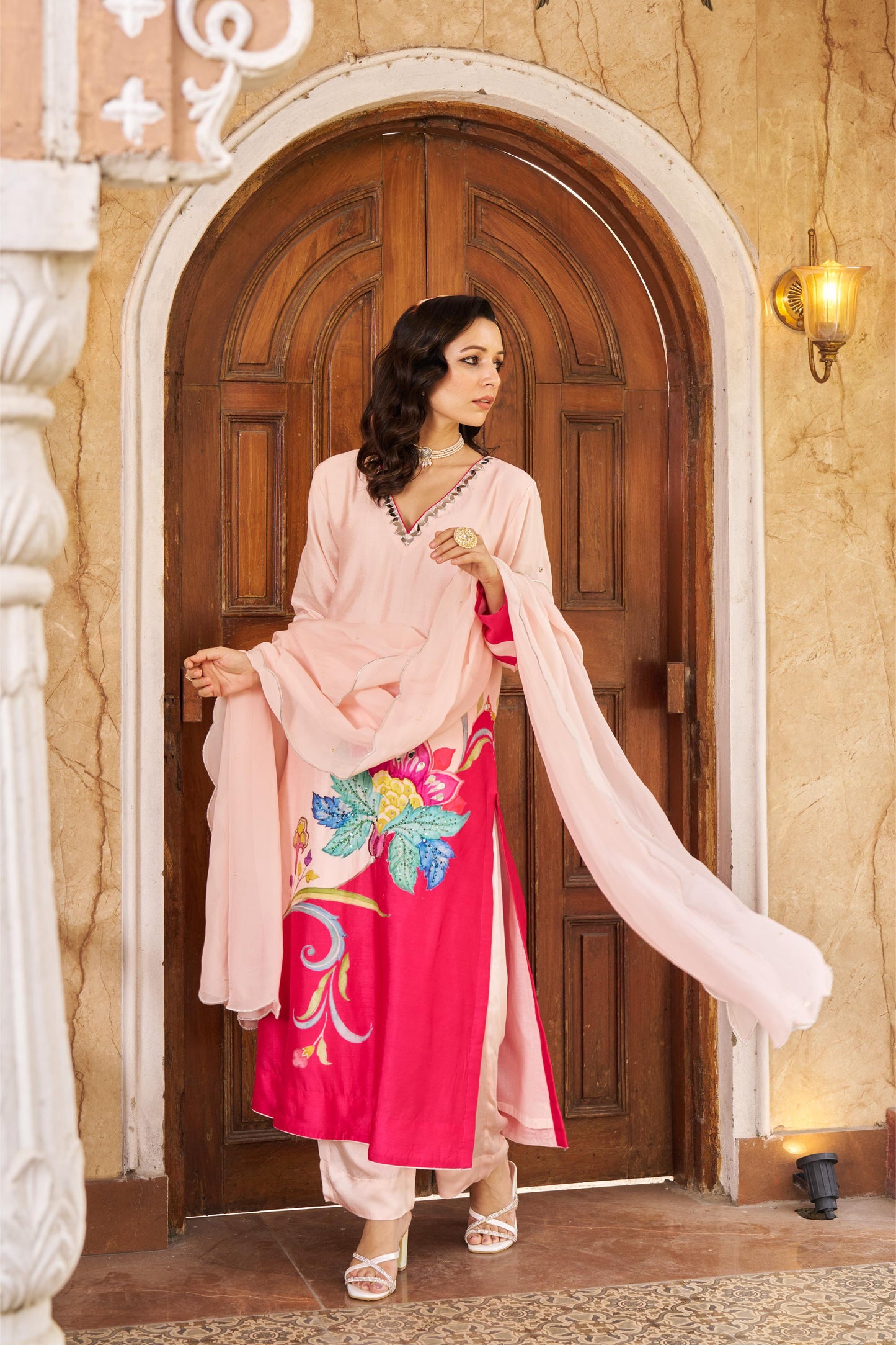 Nayaab Pink Kurta Set
